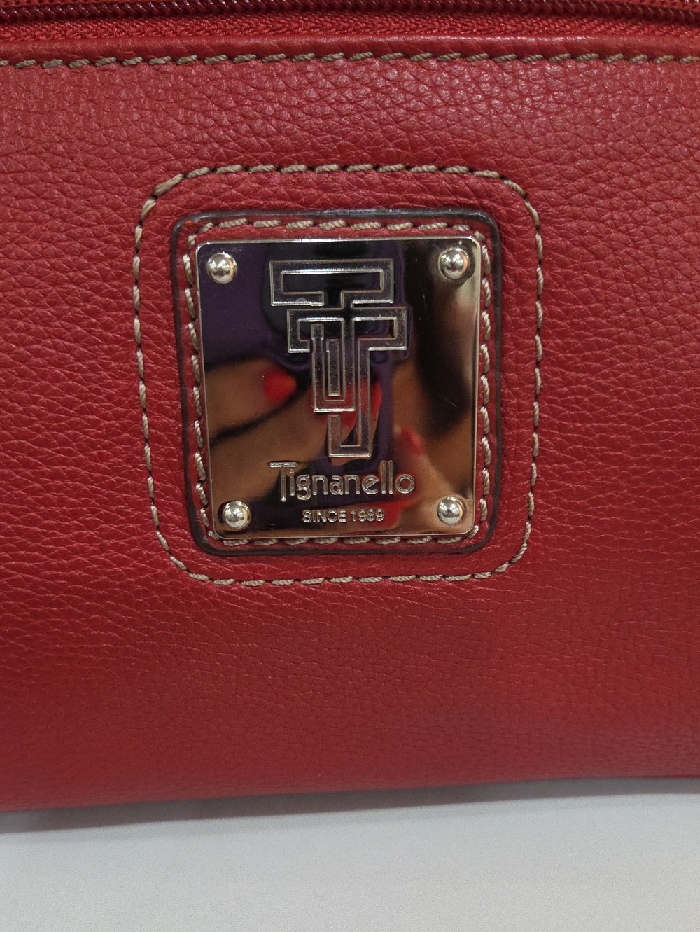 Tignanello Scarlet Red Leather Shoulder Bag with Logo Plaque